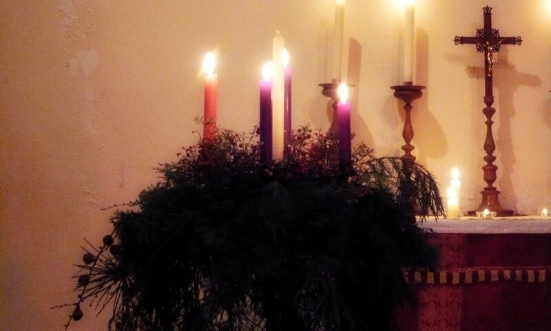 Advent wreath candles