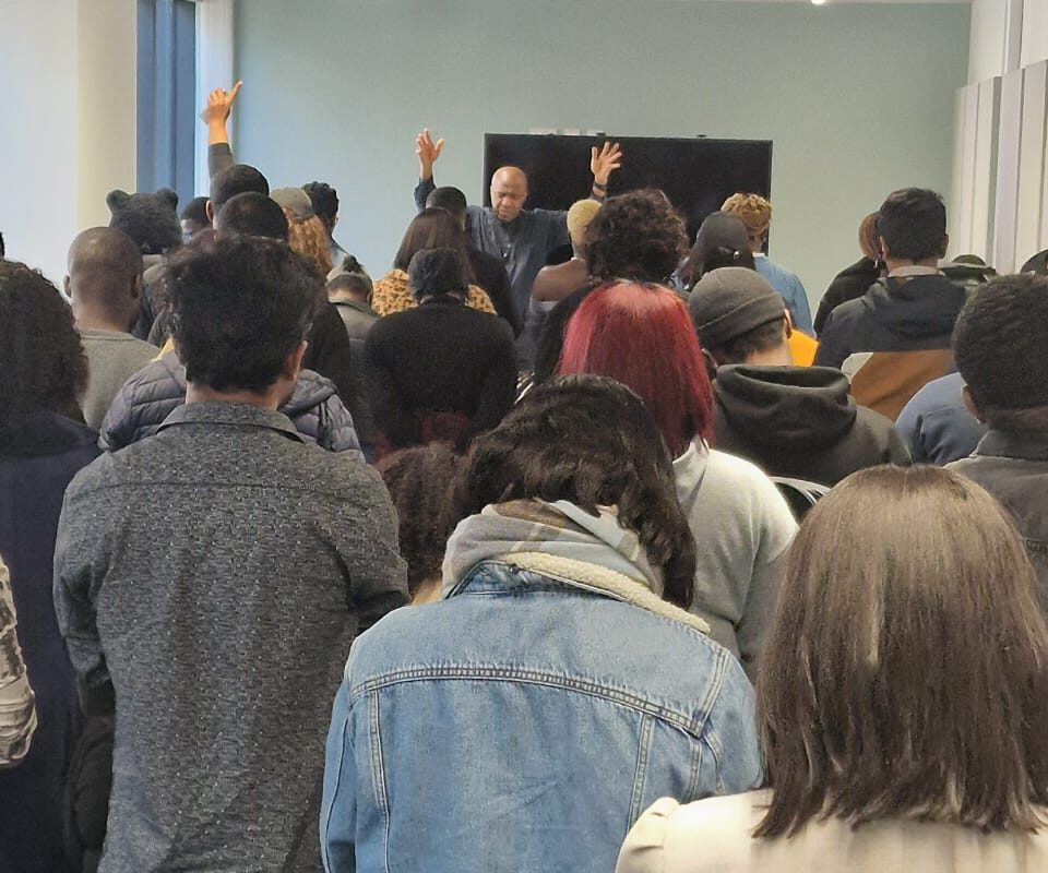 The congregation worshipping at Hope Street