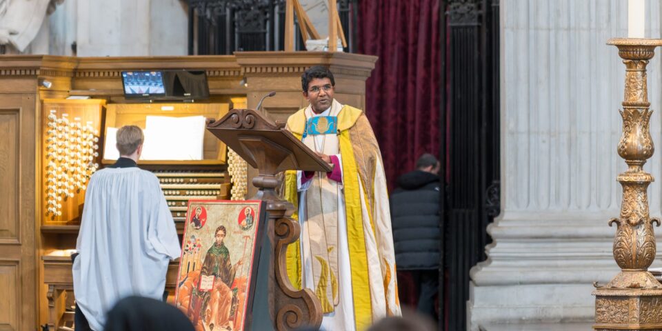 Bishop Anderson preaching at the LDBS service at St Paul's Cathedral.